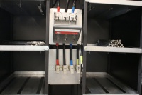 Плавкие вставки для защиты аккумуляторов в шкафах для АКБ от компании Айсо-энерго